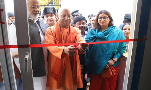 CM Yogi inaugurates 'Maa Ki Rasoi' to serve affordable meals to the needy