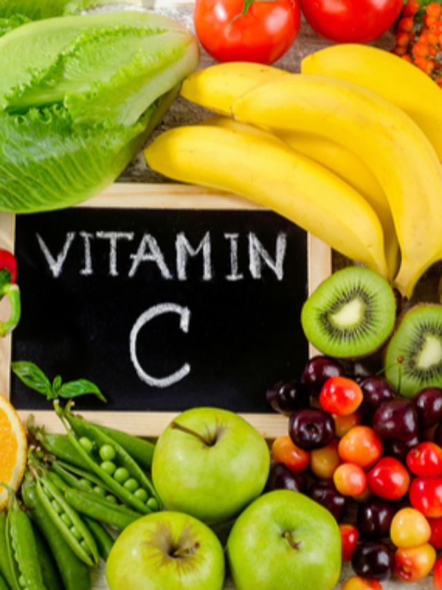 नींबू से ज्यादा इन 8 फ्रूट में पाया जाता है Vitamin C