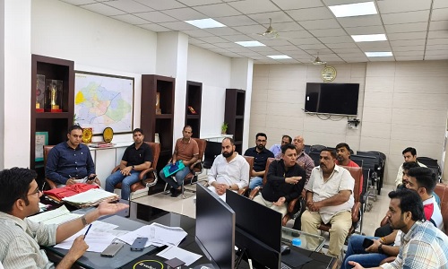 dd गांधी कैम्प डेयरी संचालकों के साथ बैठक आयोजित